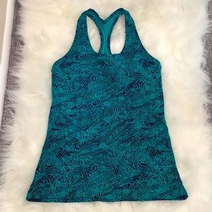 Lululemon Cool Racerback Nulu size 8